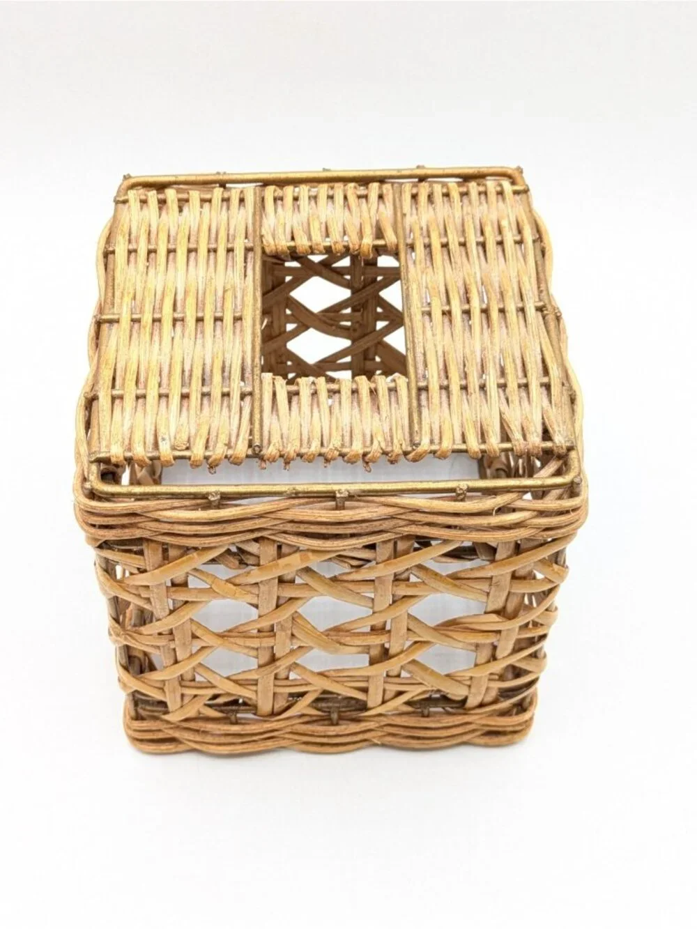 Vtg Wicker Rattan Cube Tissue Box Cover Holder Woven Boho Tropical Natural 5.5